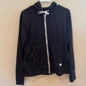 Vuori Women's Halo Performance Hoodie in Black